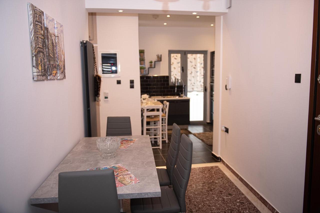 Sophia'S Place Пирей Экстерьер фото